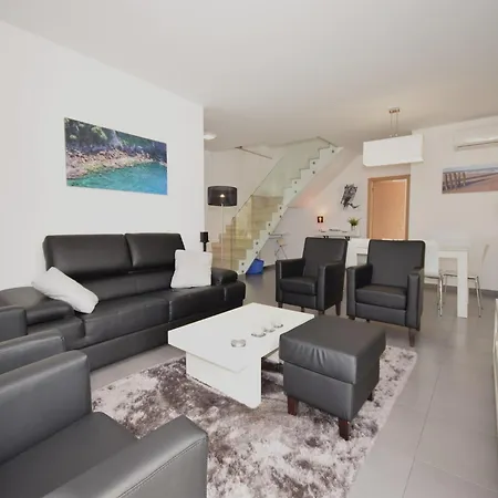 Villa Family With Terrace And Pool Foz do Arelho