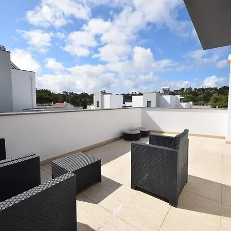 Family With Terrace And Pool *